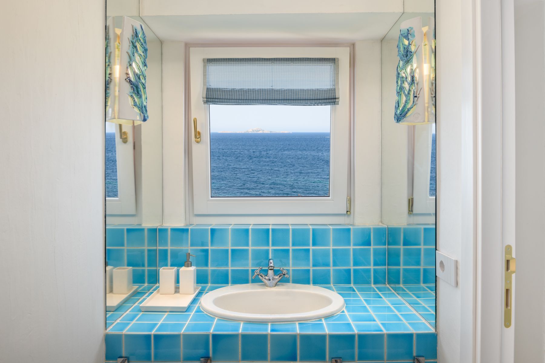 Azzurra villa photo.